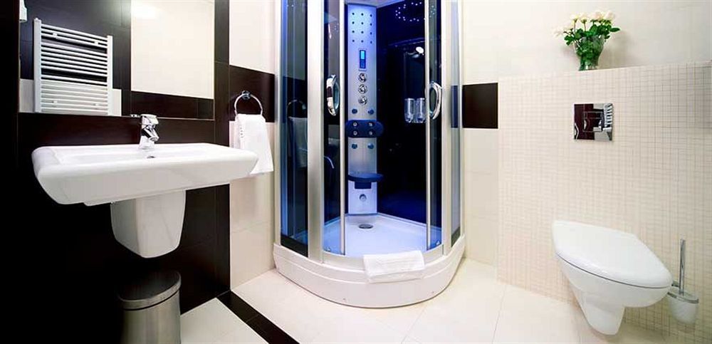 Hotel Centrum Квидзын Экстерьер фото